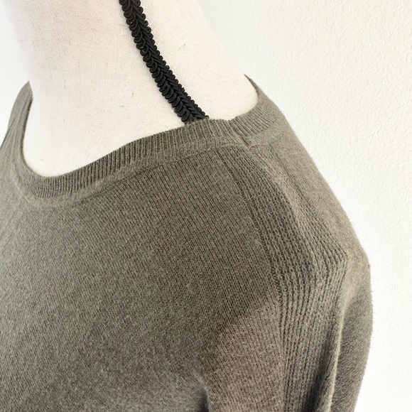 Cabi Pullover Sweater Olive Green Cropped Top Size Large Long Sleeve - Picture 4 of 7